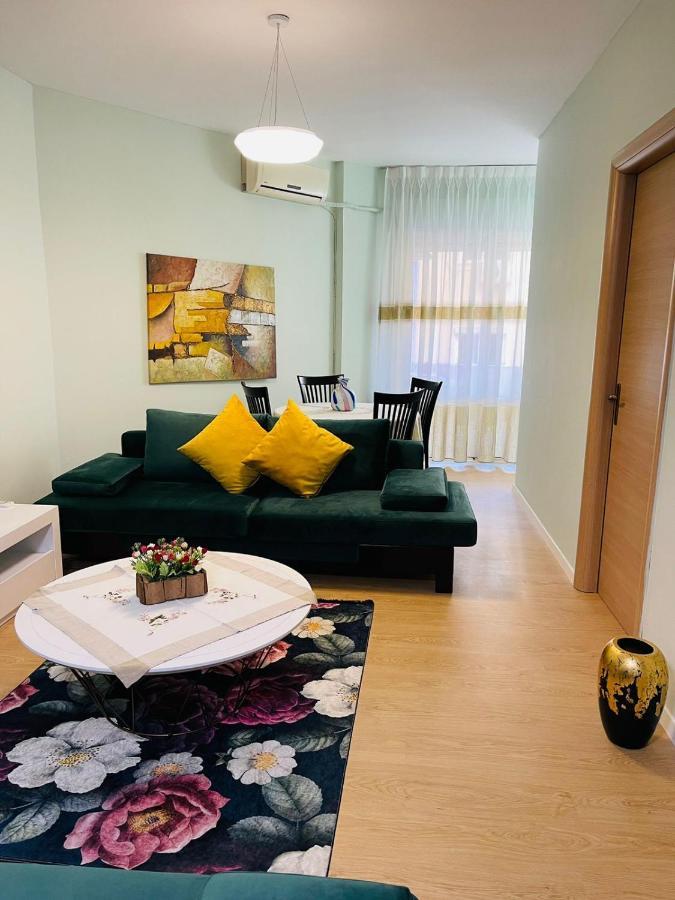 Apartment New In Center Of *